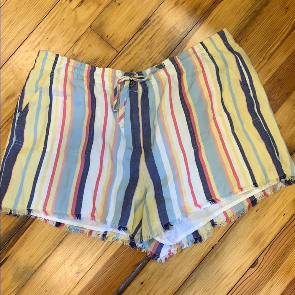 True craft loose shorts
